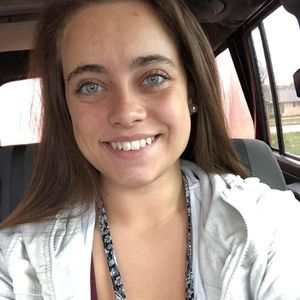 Meet your Posher, Mikayla